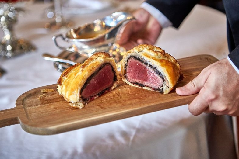 Solomillo Wellington cortado a la mitad