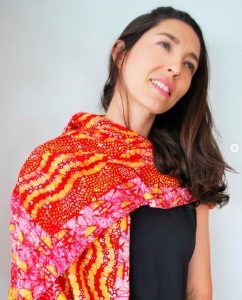 prenda estampada de Llany Batik