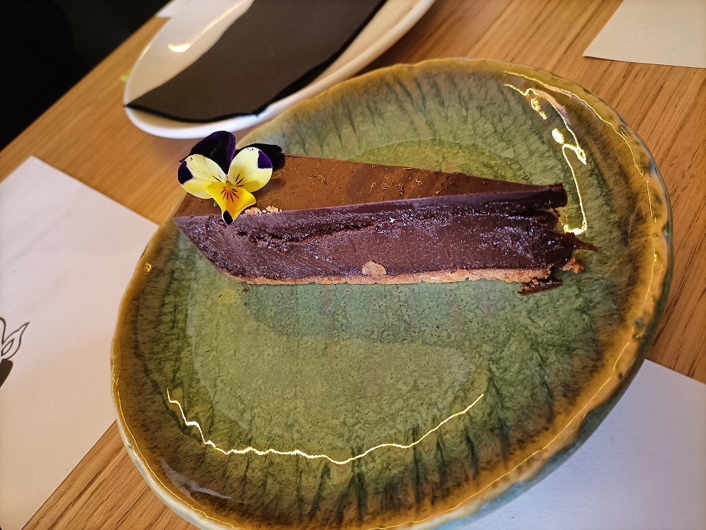 Zuji tarta de chocolate con wasabi