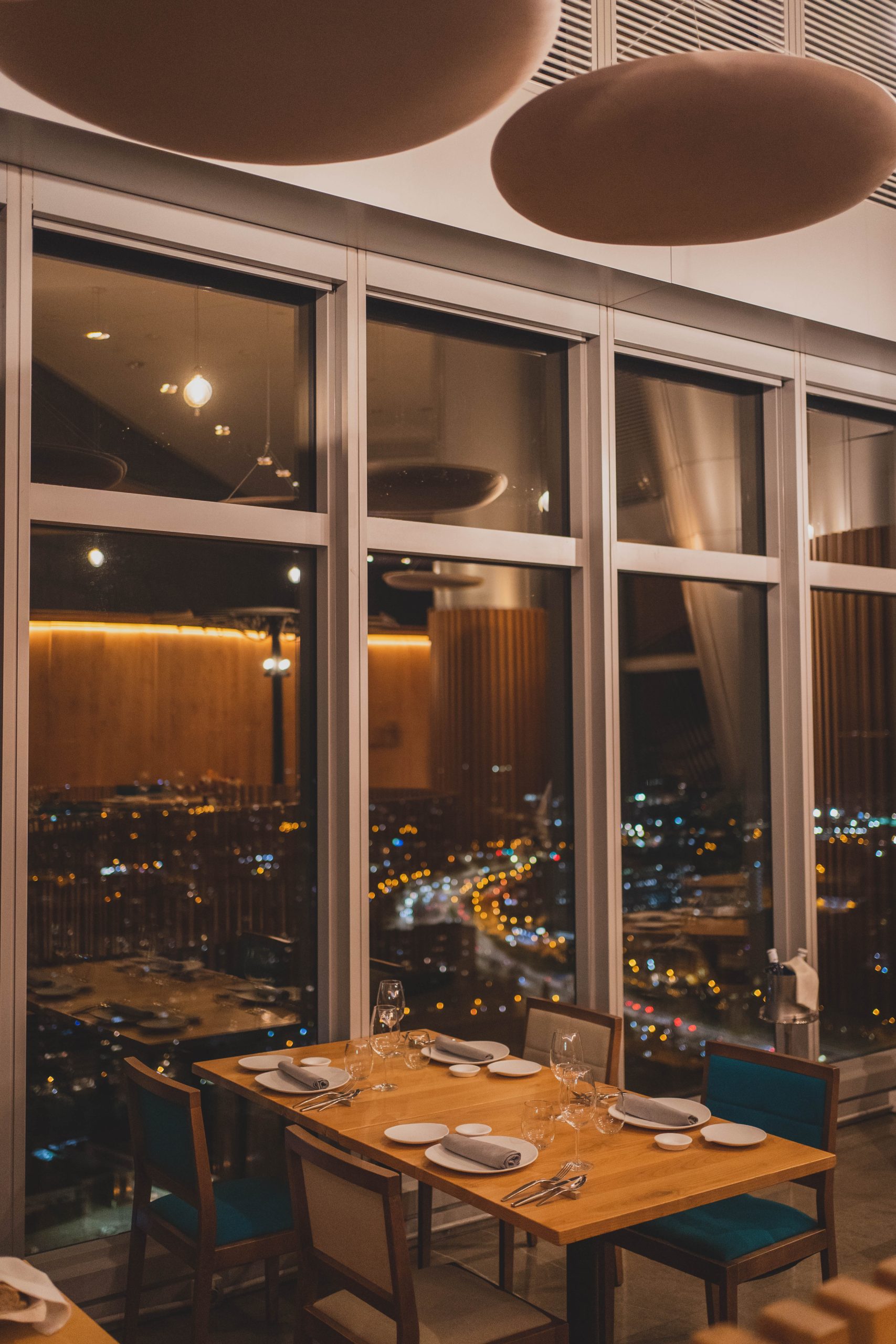 Elkar 7 Elkar por la noche de cena romántica