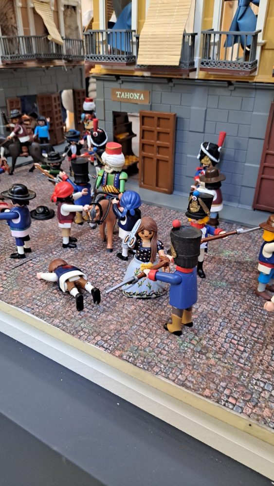El levantamiento del Dos de Mayo de 1808 contado por Playmobil - Un buen día en Madrid