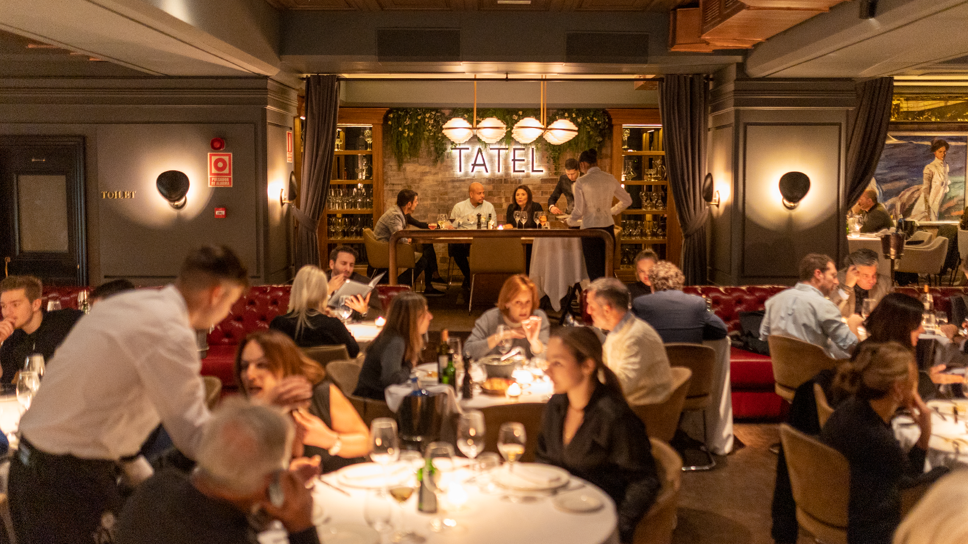 30 restaurantes románticos en Madrid en 2026 52 tatel madrid