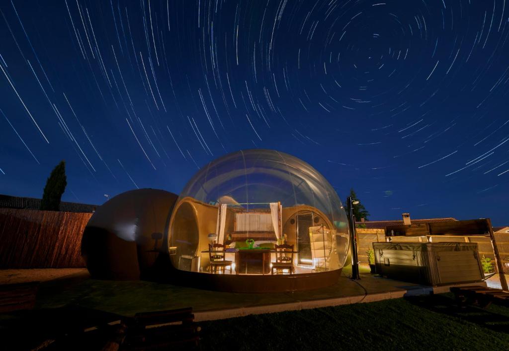 Top Hoteles Burbuja en España para Dormir bajo las Estrellas 2 Top Hoteles Burbuja en España para Dormir bajo las Estrellas - Un buen día en Madrid