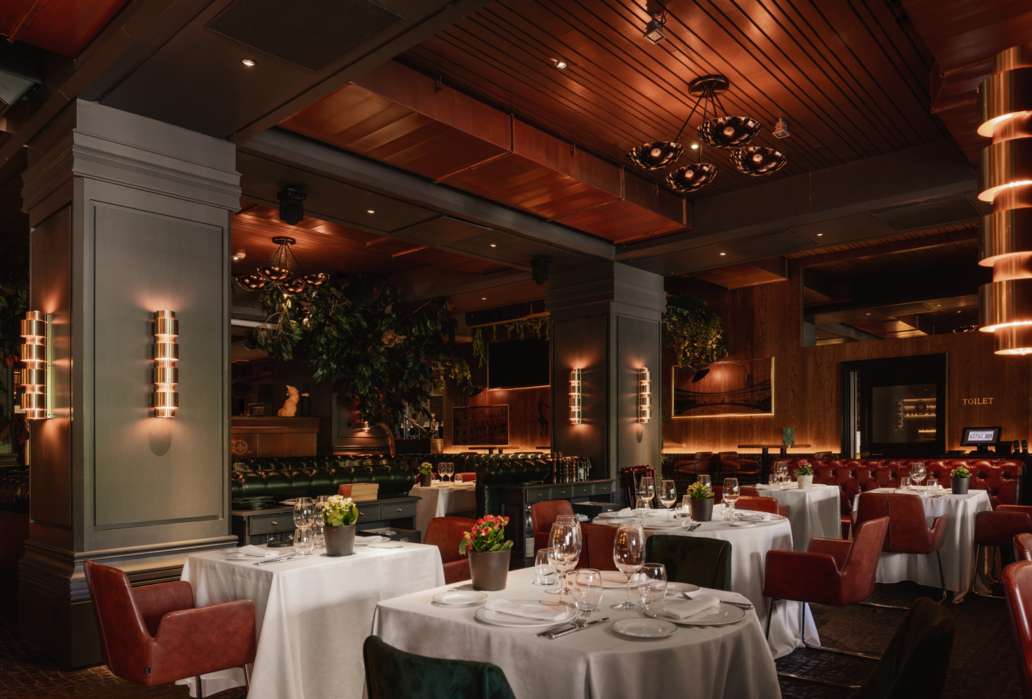 Top 10 restaurantes con espectáculo en Madrid - Un buen día en Madrid