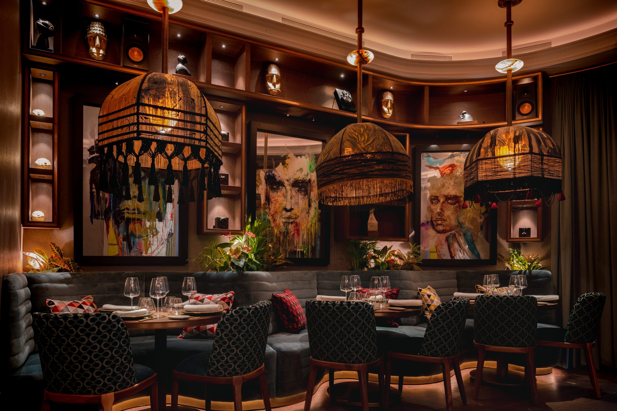Las 10 mejores Cenas de Navidad 2026 en Madrid 23 Interior decoración PALACIO RESTAURANTE ABYA