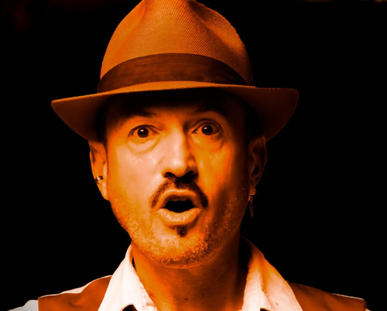 Y tú, ¿de qué te ríes? 3 Teatro del Barrio.