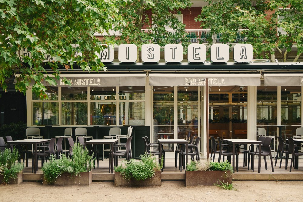 Bar Mistela Chamartín: el almuerzo valenciano llega a Madrid 10 Terraza del bar Mistela Madrid